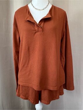 Cozy Women’s Rust Long Sleeve and Shorts Pajama/Lounge Set